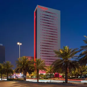 Hotel Ramada By Wyndham King Fahd Road